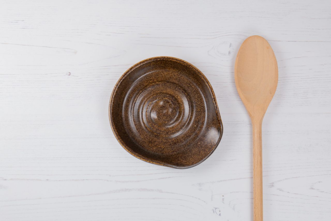 Speckled Brown Spoon Rest - Wood Effect