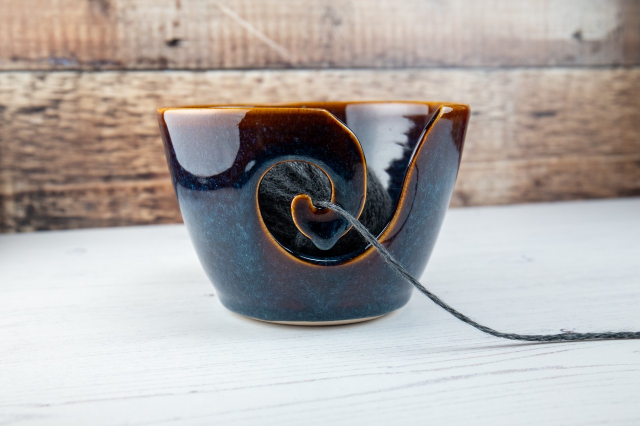 Yarn Bowl - Blue Amber